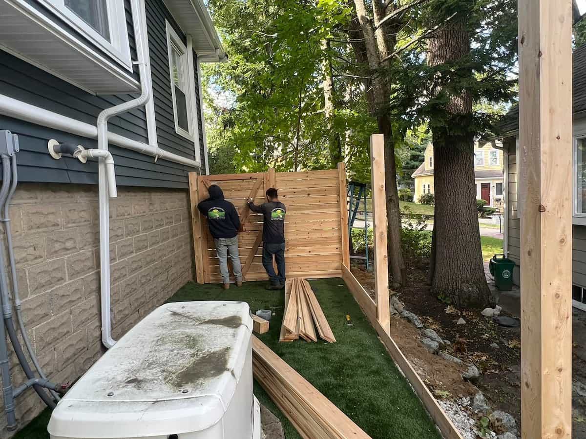 7 Indications That It's Time to Replace Your Wooden Fence