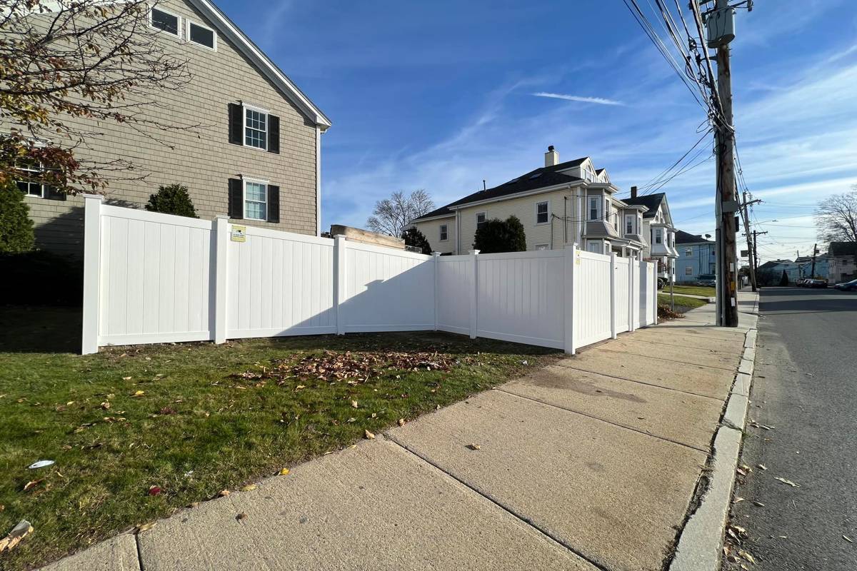 Expert vinyl and wood fence repair services in Mattapan MA
